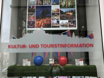 d8eeef2d 8ab2 4dd0 b5c9f9087babb17